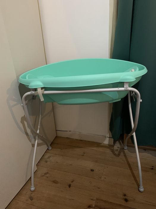 Banheira prenatal com suporte