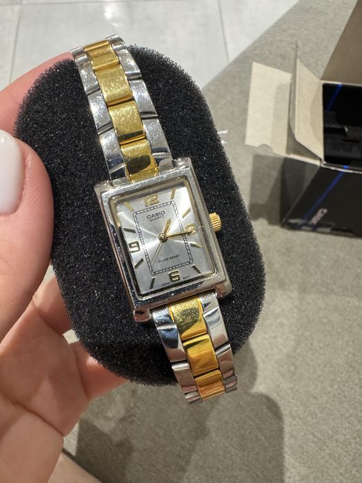 Годинник Casio жіночий