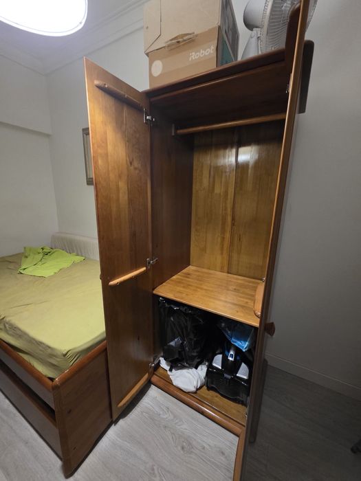 Roupeiro marca Cerne