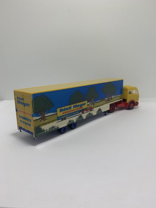 Mercedes da Herpa escala H0 1/87