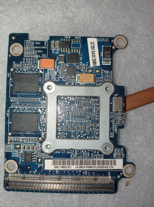 Ноутбук Toshiba Satellite A200-14е. Видеокарта и монитор