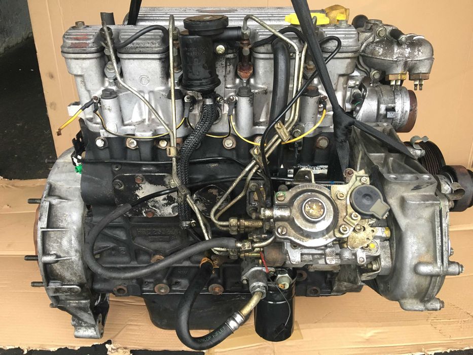 defender /  discovery 2,5 TDI - kompletny silnik ( trzysetka -1998 r )