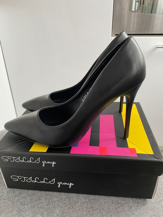 Новые чёрные туфли