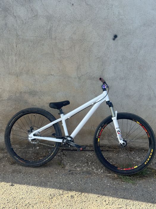 Bicicleta Dirt Jump