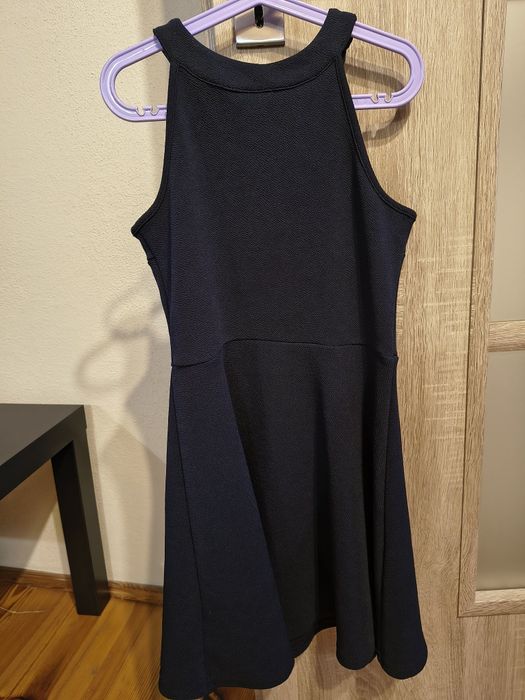 Granatowa sukienka galowa 146