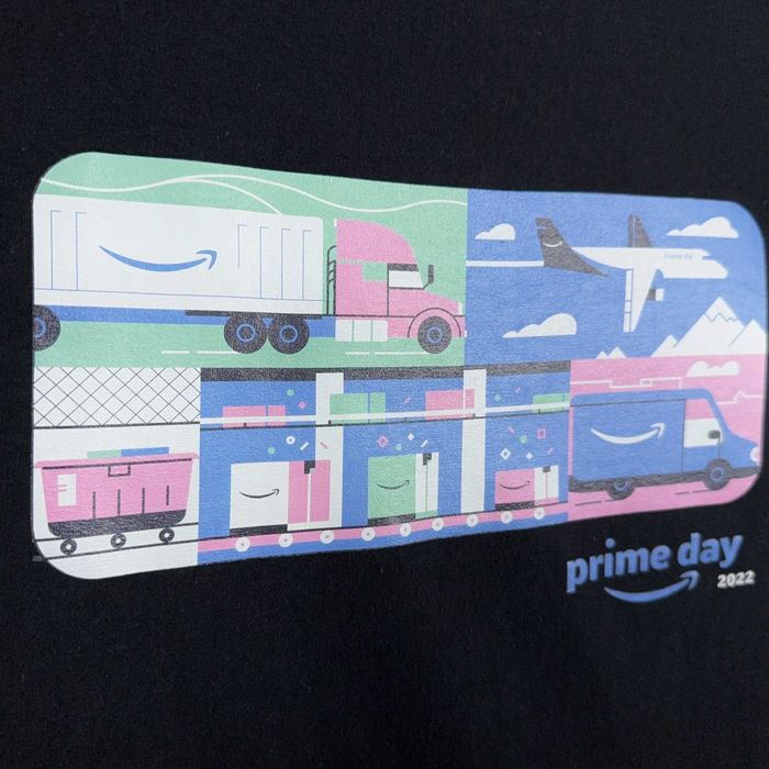 T-Shirt Gildan Amazon Prime Day 2022 Preta L