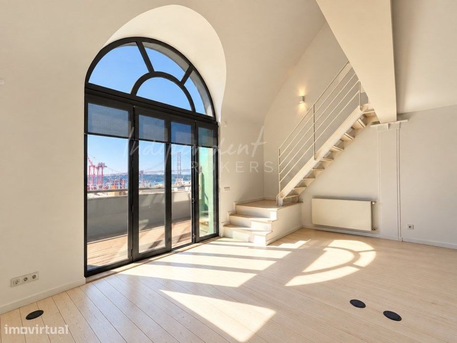 Loft Com Vista Para O Rio Tejo [Estrela]