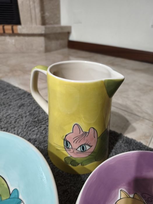 Conjunto de cozinha do gato preto