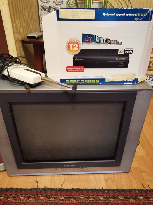 телевизор Samsung с приставкой т2