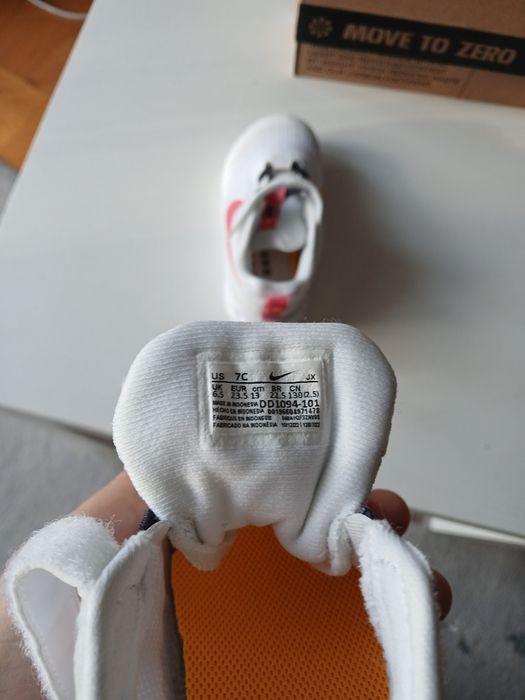 Buty dziecięce Nike Performance
REVOLUTION UNISEX