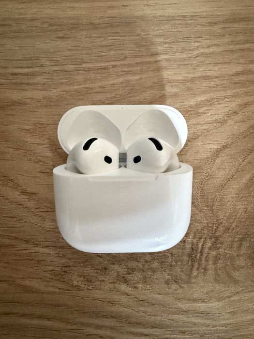 Apple Airpods 4 ANC