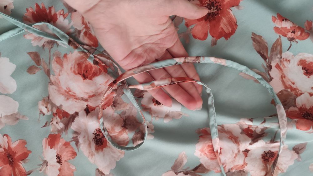 Літній сарафан в квітковий принт