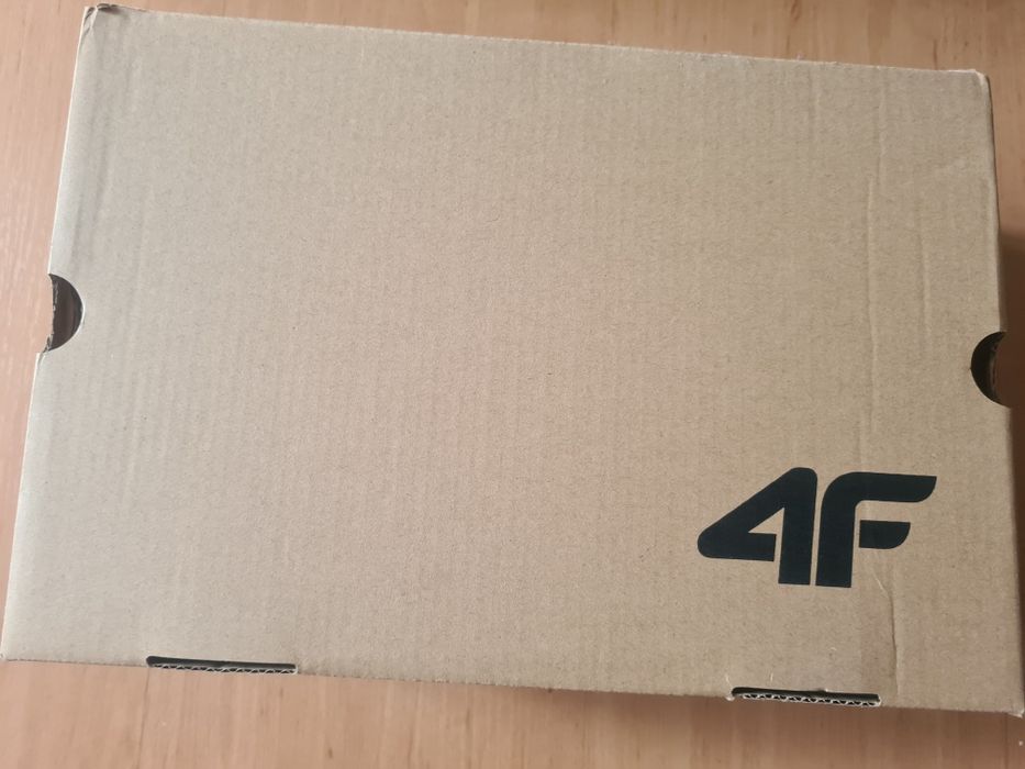 Buty czarne 4F rozm 41