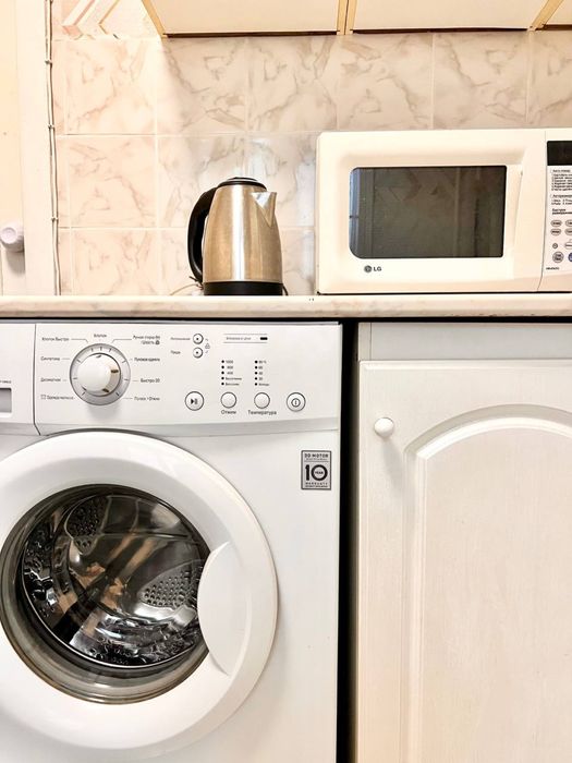 Метро Оболонь однокомнатная квартира,героев Азов 28 от хозяина