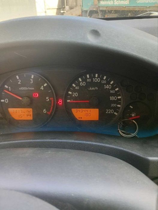 продам Nissan Navara D40