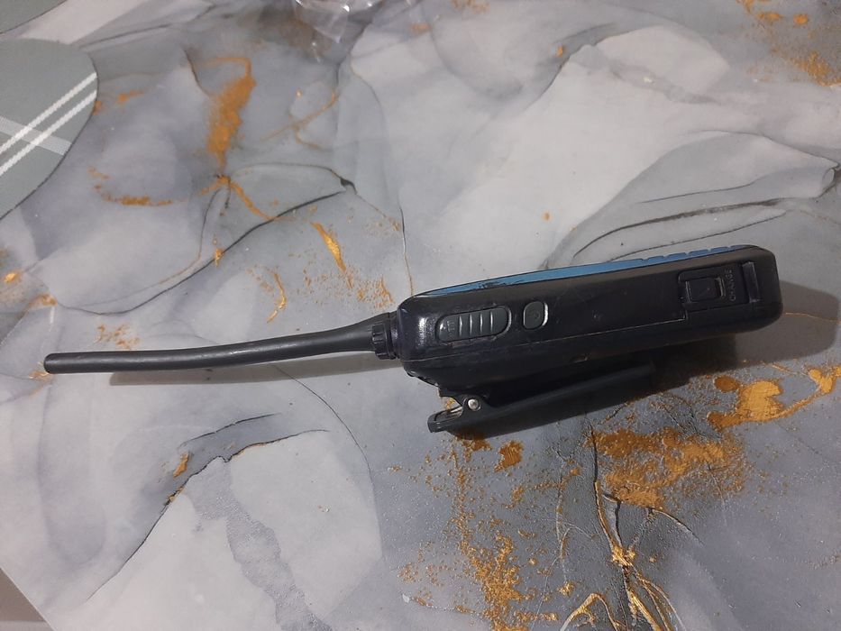 Рация  icom ic-m25