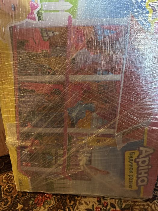 Два дома для кукол  б/у