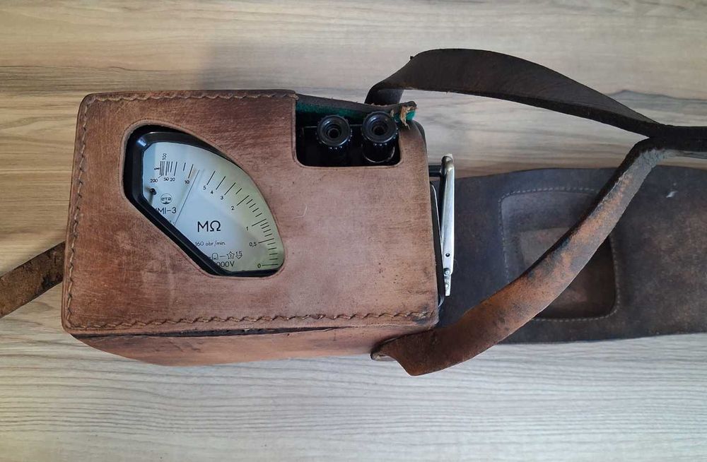 Stary miernik rezystancji izolacji induktor ERA IMI-3 1000V
