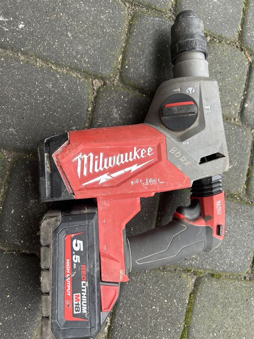 Milwaukee mlotowiertarkaM18 FHX