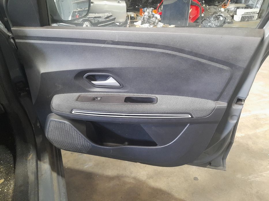 Forra porta / quartela frente direita DACIA Jogger