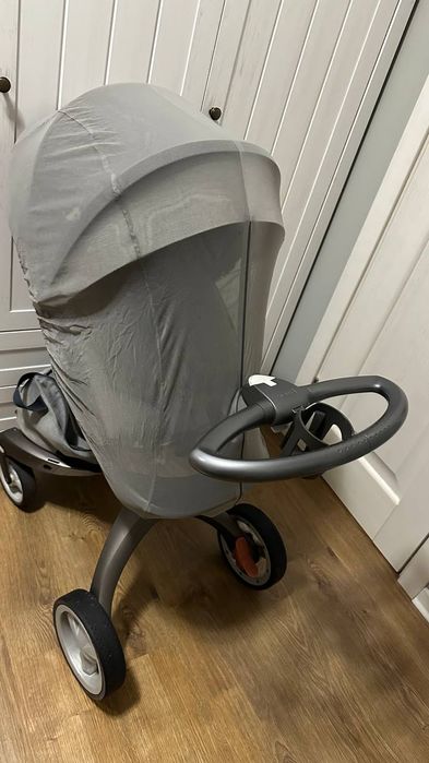 Оригінальна коляска Stokke в повному комплекті