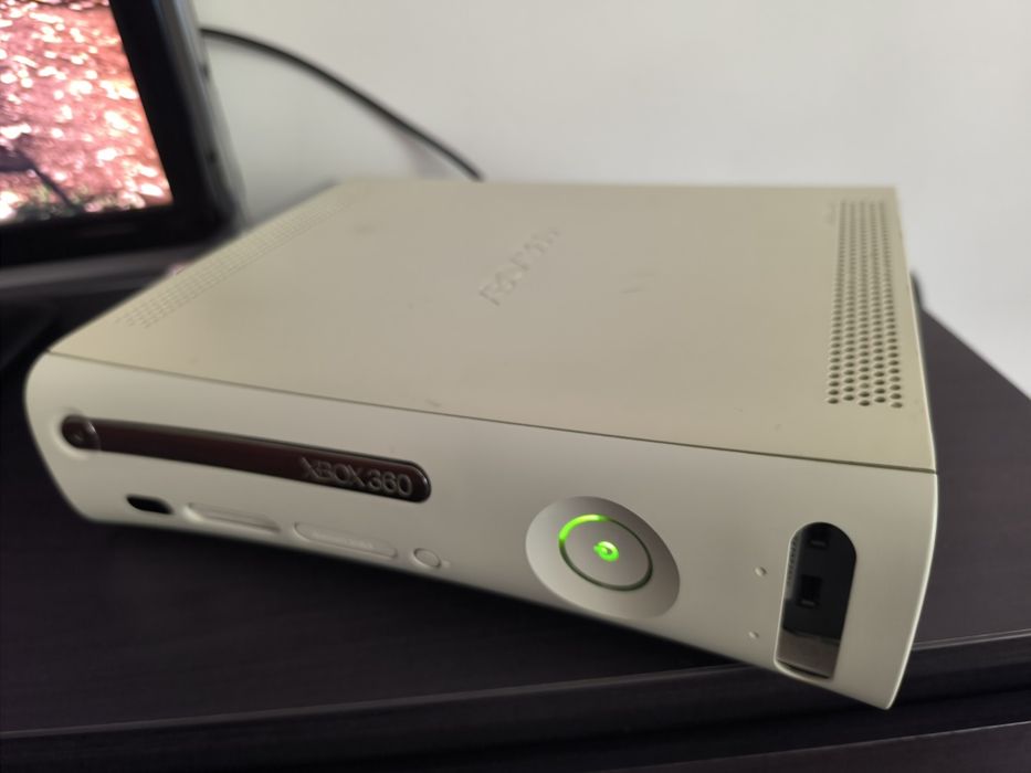 Xbox 360 com vários jogos