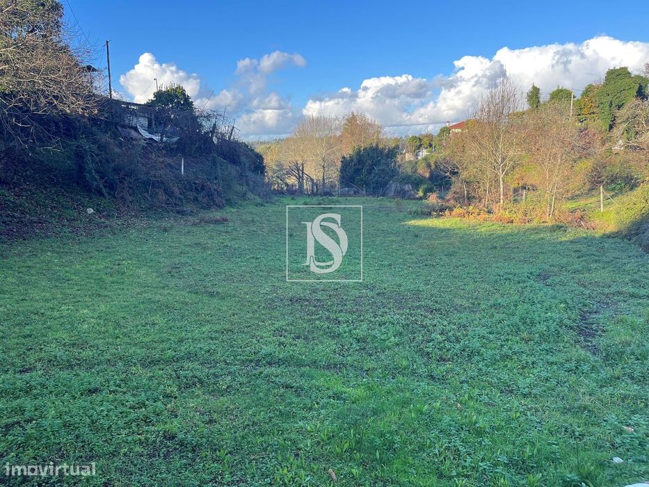 Terreno para construção – Localização estratégica entre Braga e Barcel