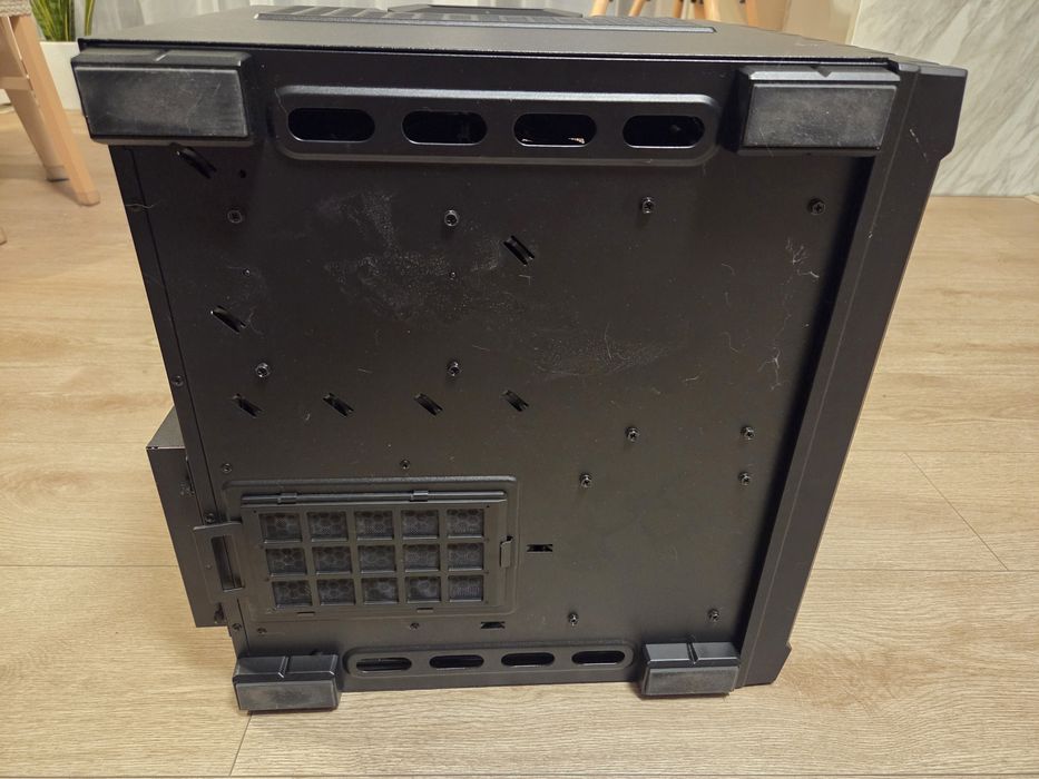 Czarna obudowa Cooler Master HAF XB EVOLUTION czarna USB 3.0