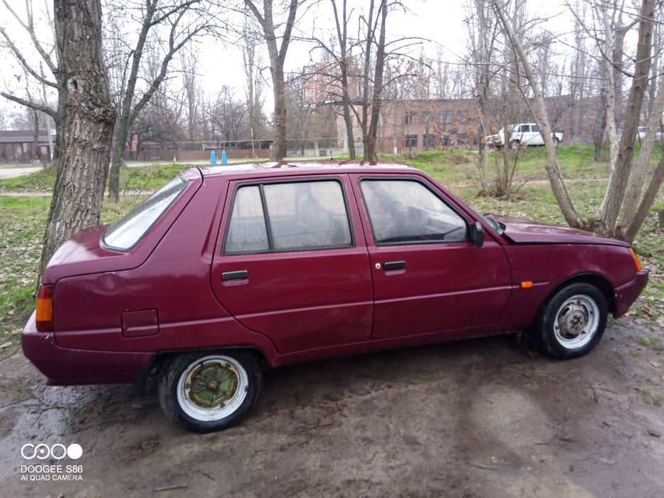 Продам заз славуту