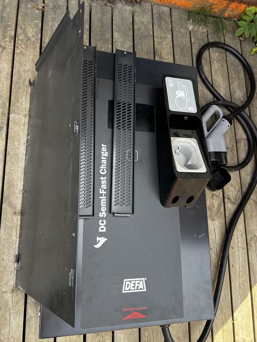 Ładowarka   DC 24KW stacja ładowania