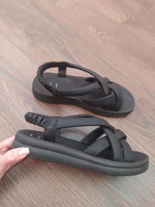 Сандали босоножки сандалии 39 р (25,5 см)