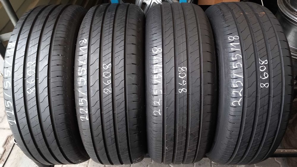 225/55/18 Goodyear Efficient Grip 2 Suv 98V