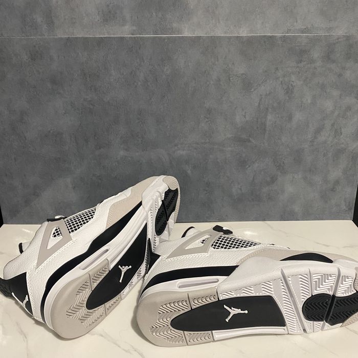 Nike Air Jordan Retro 4 Military