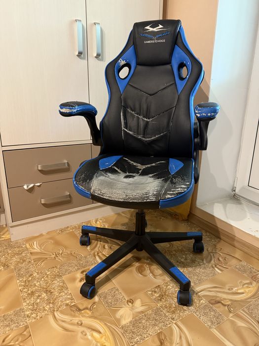 Геймерское кресло GAMER’S CHOICE