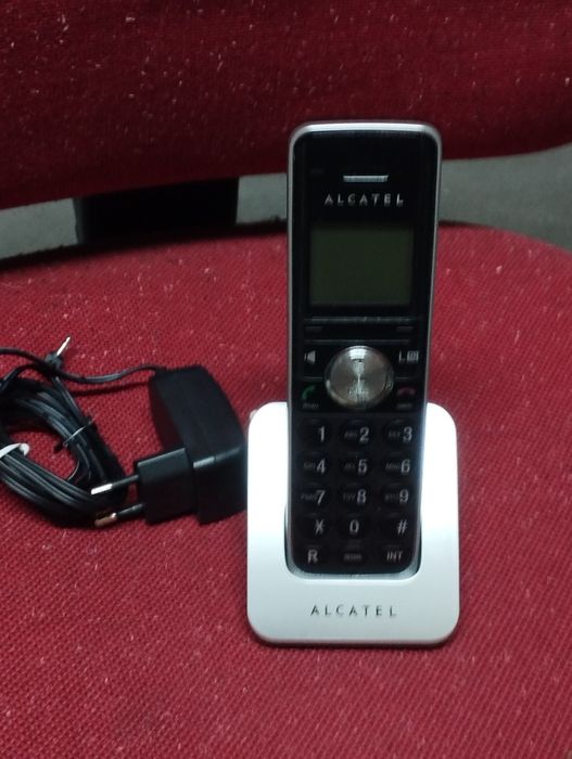 3 telefones fixos Alcatel