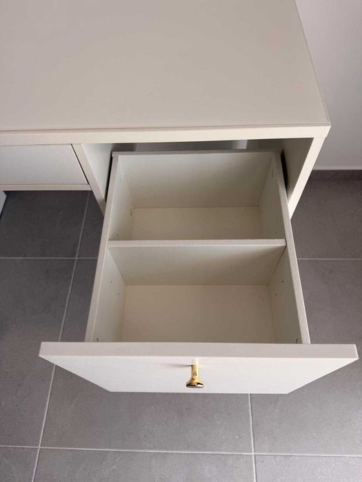 Toucador branco IKEA