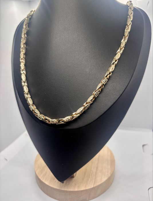 Złoty okragly łancuch typu cartier