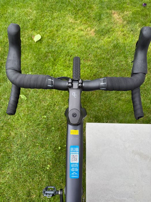 Rower ORBEA Terra typu gravel