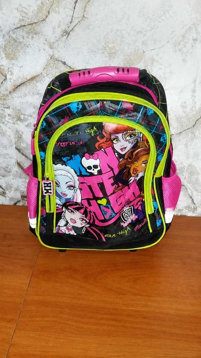Plecak szkolny Monster High na kółkach z wysuwaną rączką