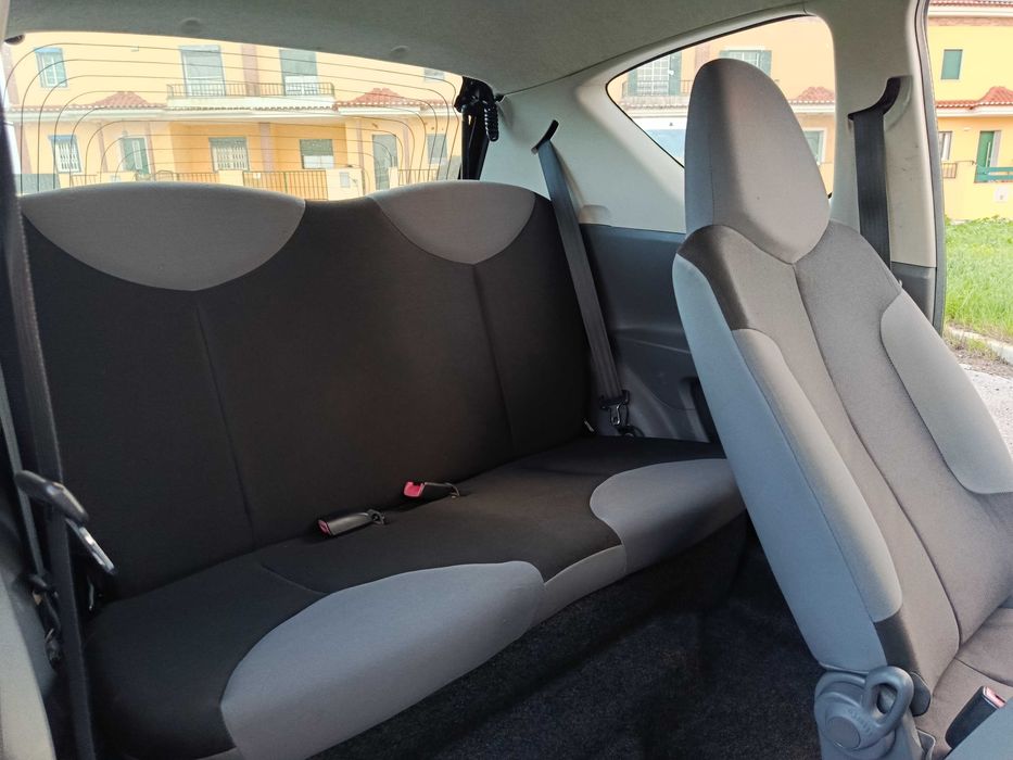 Peugeot 107 muito econômico