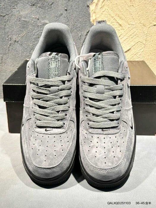 Air_ Force_ 1 Low_ '07 Grey R.45