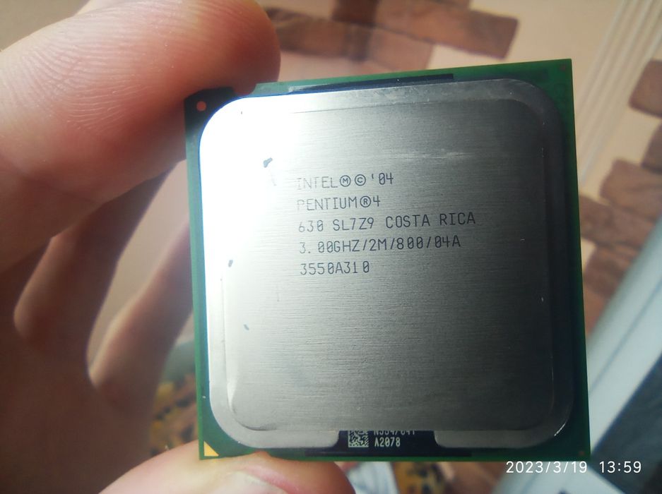 Процессор Intel Pentium 4 630 3.00 GHz