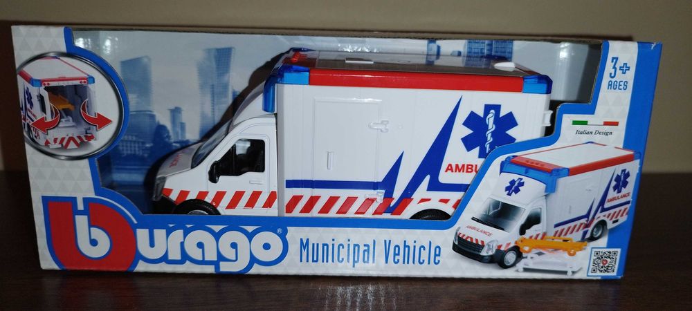 Bburago Municipal VEHICLES Ambulance With STRETCHER Burago.