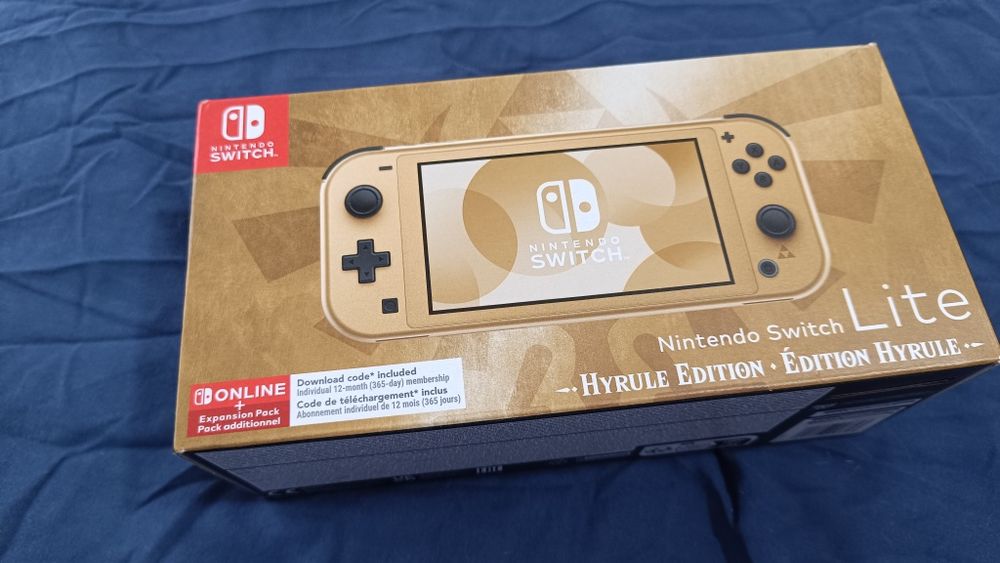 Nintendo Switch Lite Hyrule Edition + Película + Cases oficiais