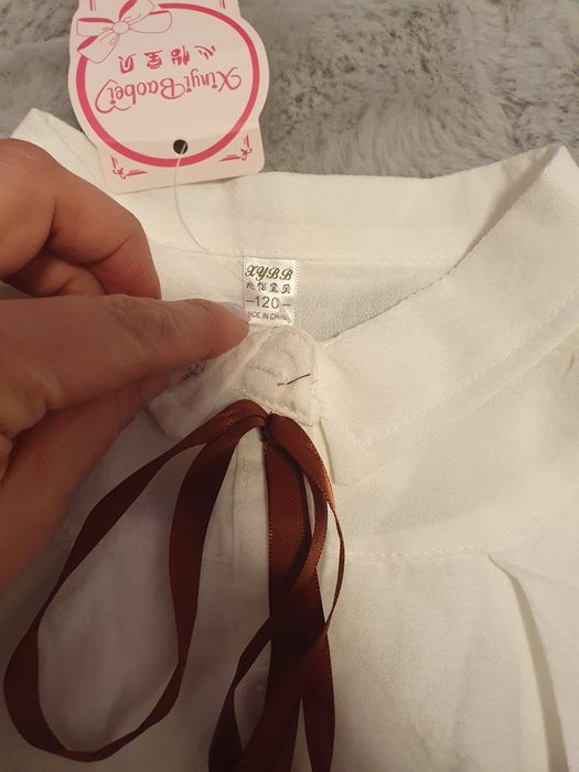 Nowa Biała elegancka bluzeczka r 116