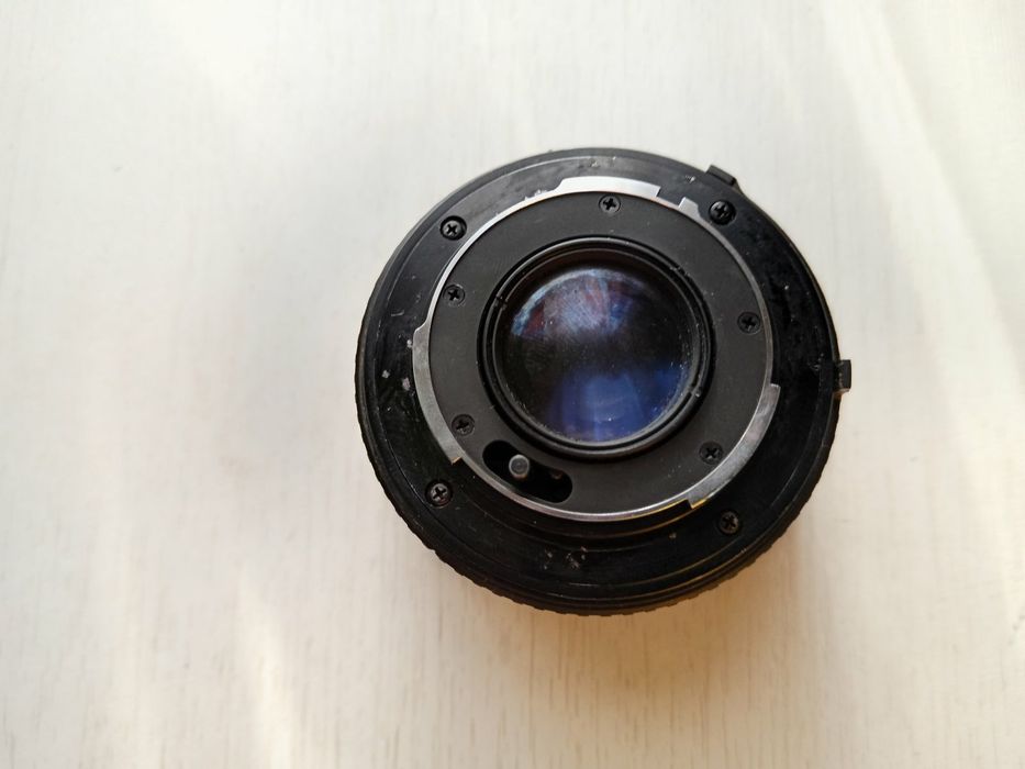 Объектив Япония Minolta lens made in Japan md rokkor 1:2 f 50 mm.