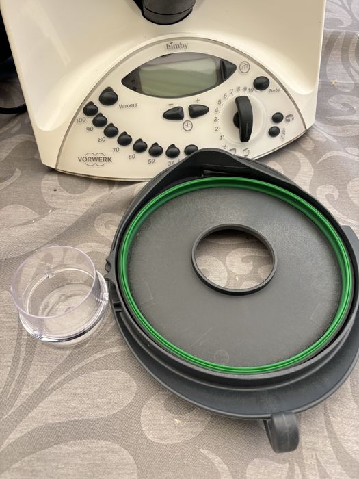 Bimby Vorwerk TM31 – Muito bom estado, lâmina e tampas novas, completa + saco transporte