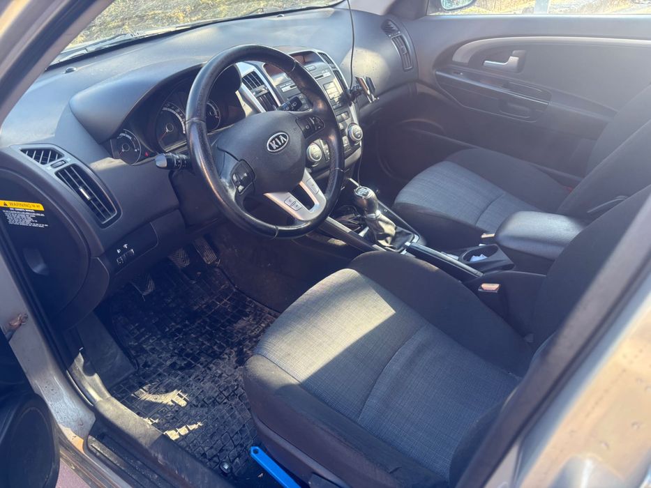 Kia Cee'd CDRI Kombi 2010r