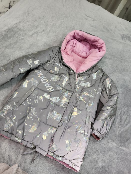 Продам зимнюю двухстроронюю Куртку светоотражающими элементами