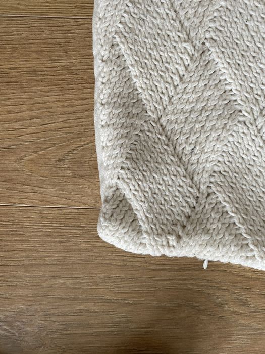 2x Fronhas Malha Tricotada Pom Pom